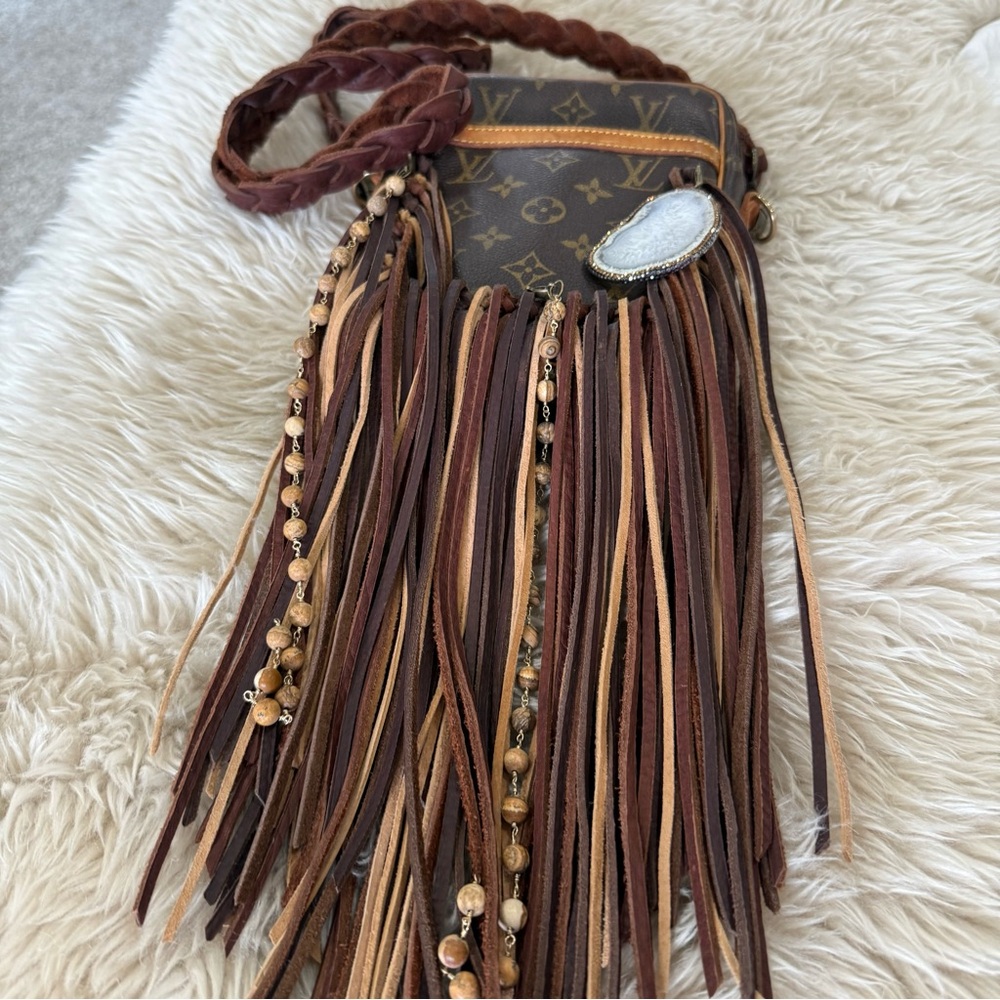 Vintage Boho Bags Louis Vuitton revamp Crossbody Bag with Fringe - Picture 2 of 6